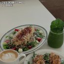 코모도테이블(COMODO TABLE)