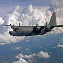 디펜딩 아메리카 (미국 국방) 12월 16일 육, 해, 공 미군의 배치 및 훈련 이미지