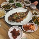 뚱이레 식당