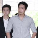 이근, 또 입건…경찰 조사 받으러 가는데 '무면허 운전' 했다 이미지