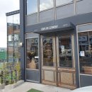 당고개길 | 영도 흰여울문화마을 분위기 좋은 인스타 감성 카페 '카페드220볼트'