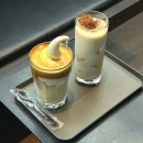 커피가 맛있는 강남역3번출구 바로 앞 차분하고 조용한 카페 리퍼크