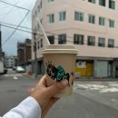 유투버 곽토리님의 카페 머즐스 내돈내산 두바이초콜렛 소금빵 후기