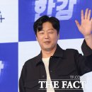 연출 더팩트