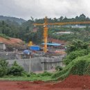 캄보디아 수력발전용 댐 붕괴 : 실종 4명, 중상 4명 이미지