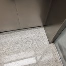 301동 엘레베이터 1층 랜덤 정지 현상 및 실내 미흡한 사항 이미지