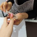 오늘네일예쁘다