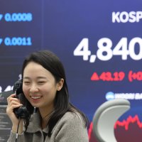 “5000 오면 무조건 빠진다” 인버스 몰린 개인들…‘동전주’ 전락에 손실은 눈덩이