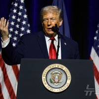 트럼프, 이란 시위대에 "기관 점령하라…지원 곧 도착"(종합)