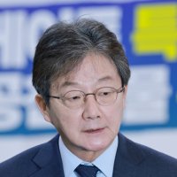 유승민 "박근혜 전 대통령 뵙고 싶다 했는데 1년째 답 없어"