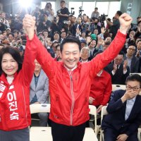이진숙 손잡은 장동혁 "90% 압도적 득표 보고파…국회로 보내자"