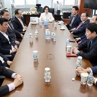 “밀실 공천 vs 시민 선택”…국민의힘 대구시장 공천 ‘폭발 직전’