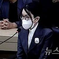 [속보] 법원 "김건희가 받은 '금거북이'도 청탁·대가 관계 인정"