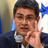 [美 마두로 축출] 같은 마약 혐의인데 온두라스는 사면…"위선" 비판도