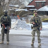 美 포틀랜드서 또 이민당국 요원이 총격…2명 병원 이송