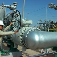 "이라크, 세계 2위 루마일라 유전서 원유 생산 중단…호르무즈 봉쇄 여파"