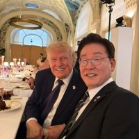 李대통령 "트럼프 펜 선물 받았다…한미관계 단단하고 영원"