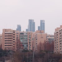 압구정 현대 20억 낮춰도 안 팔려…초고가 아파트 호가 뚝뚝[집슐랭]
