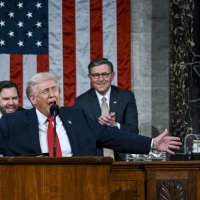 트럼프 “관세가 소득세 대체할 것…미국인 증세는 없다”