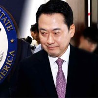 [단독] 1명 더 만났다? 그 인사도 '차관보급' 아니었다