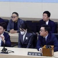 [속보] 법원 "김건희 '반 클리프' 목걸이, 대가관계 충분히 인정"
