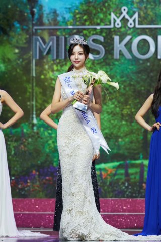 김고은, 솔로지옥5 합류! 지드래곤 열애설 미스코리아 출신의 새로운 도전 관련 이미지 3
