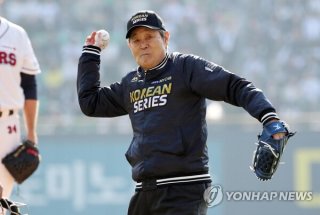 어우홍 감독 별세 추모