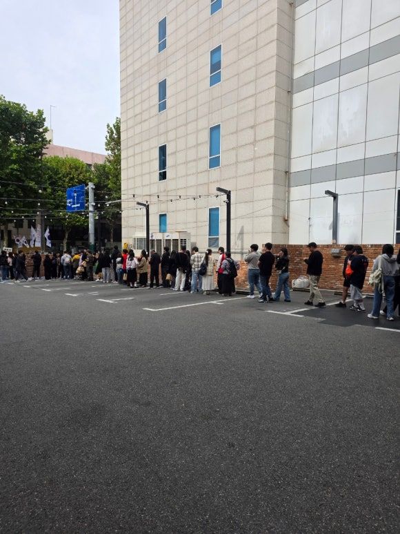 대전 중구: 성심당케익부띠끄 토요일 10시 방문 후기, 웨이팅, 메뉴(+알라딘 빵보관소
