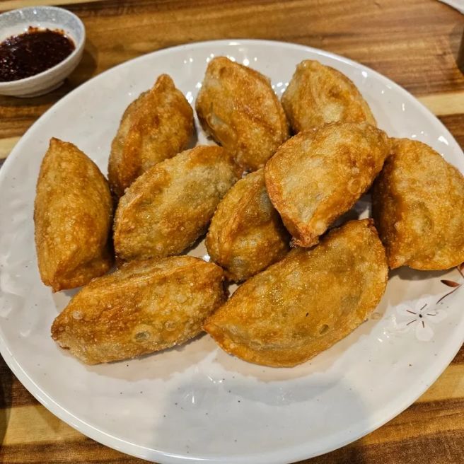 영천 삼송꾼만두 본점, 군만두의 진수를 맛보다! 🥟