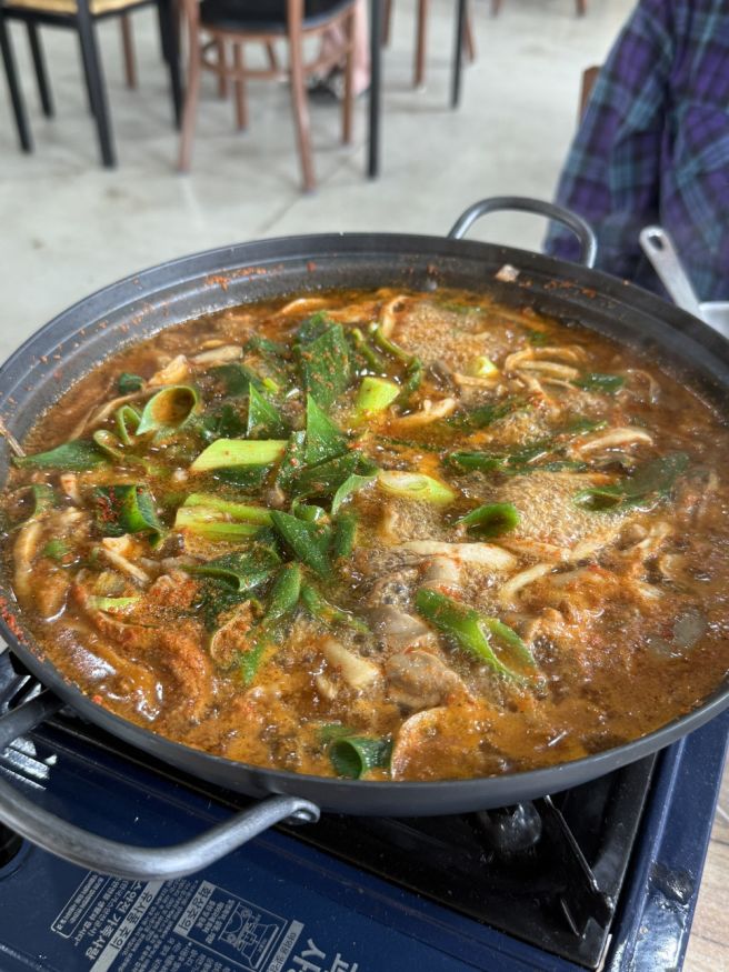 호스트의 내고향 맛집, 용희식당