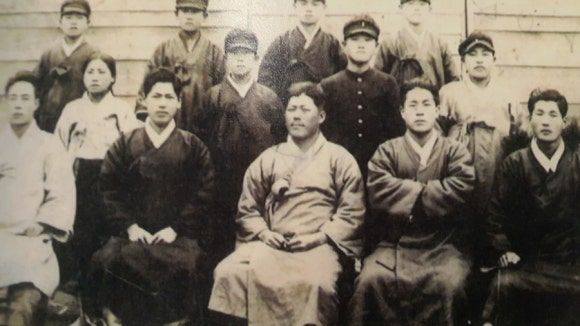 김천해. 사회주의 운동의 말로. 그는 바보인가?