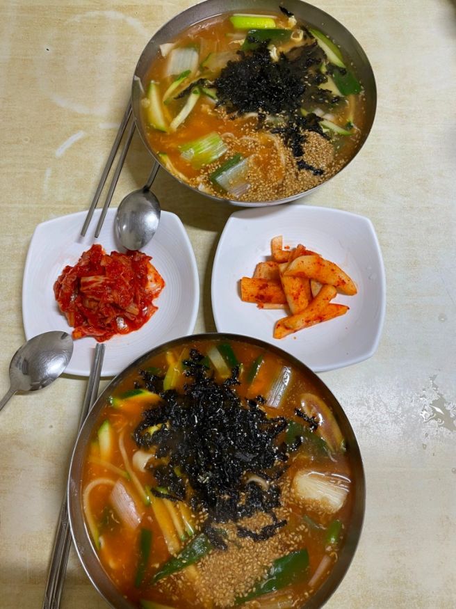 강릉 장칼국수 형제칼국수 주차 웨이팅 맵기 내돈내산 솔직후기