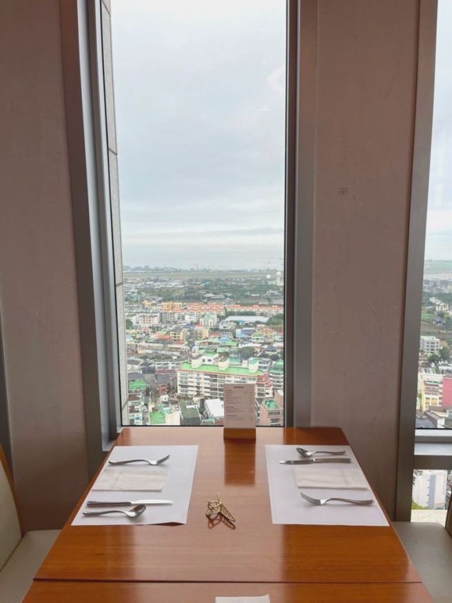 19년 지기와 함께한 제주여행 DAY 2 | 고내해변 | 보영반점 | 바이못 | 금오름 | 애월마실