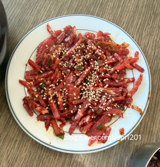 대전역 맛집 왕관식당 하루 2시간만 영업하는 콩나물밥 육회 혼밥 내돈내산 후기