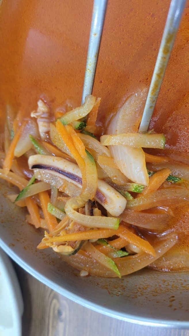 [25.7.5.토.강릉35도매우더움]토요일점심/만춘루/우리집단골집/깔끔한짬뽕/초록페이퍼