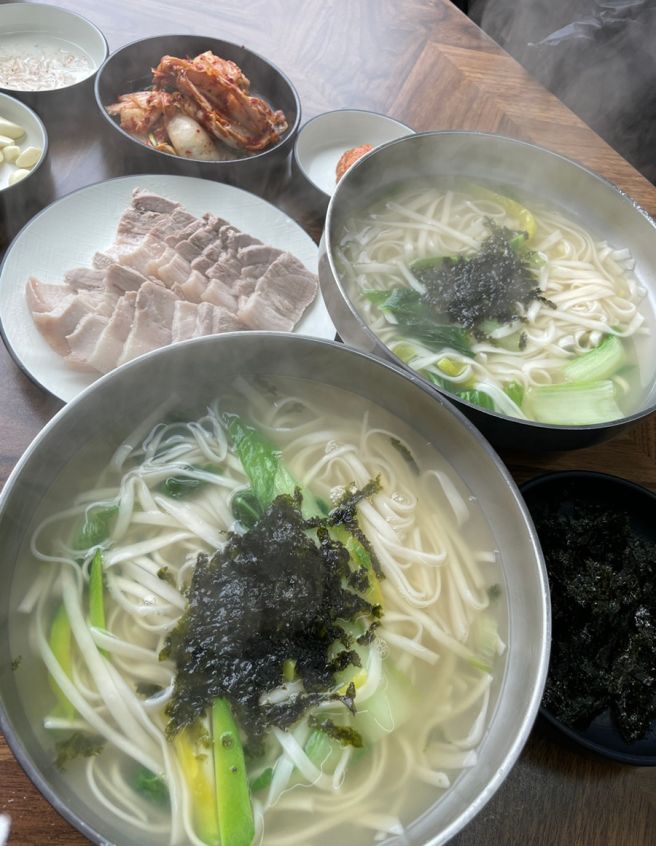 대구 반월당맛집 40년 전통 약전골목원조국수 칼국수 수육 후기