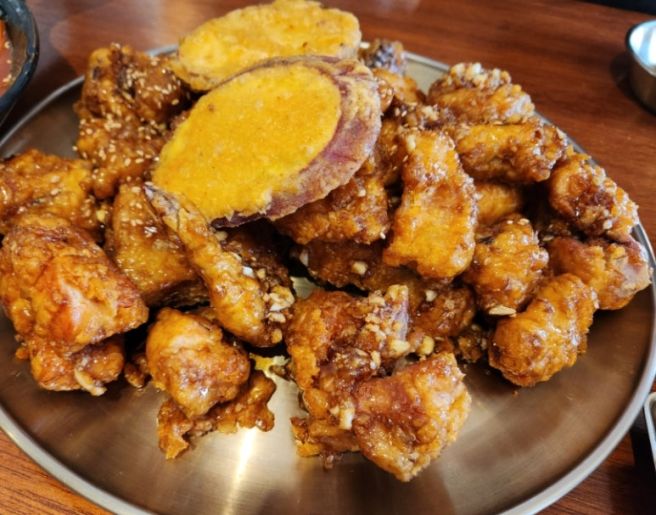 수성못 데이트 필수 맛집 가성비 모임장소 추천, 만수통닭 수성못본점