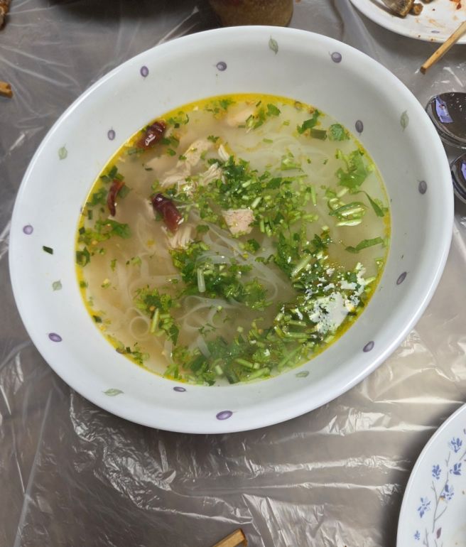 02.27 일상| 친정 가기, 랜떡, 혜정이네만두 김밥, 봄동겉절이, 교촌치킨 꽈배기, 육회