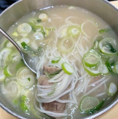 맛집 로드 - 노포 바이블 067. 서소문 잼배옥, 100년 가까운 세월을 고아낸 깊은 맛!