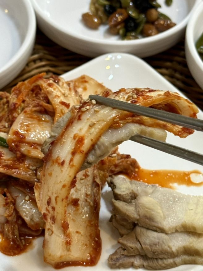 광주 맛집 3대째 내려오는 백년가게 육회비빔밥 찐 추천, 꽃담