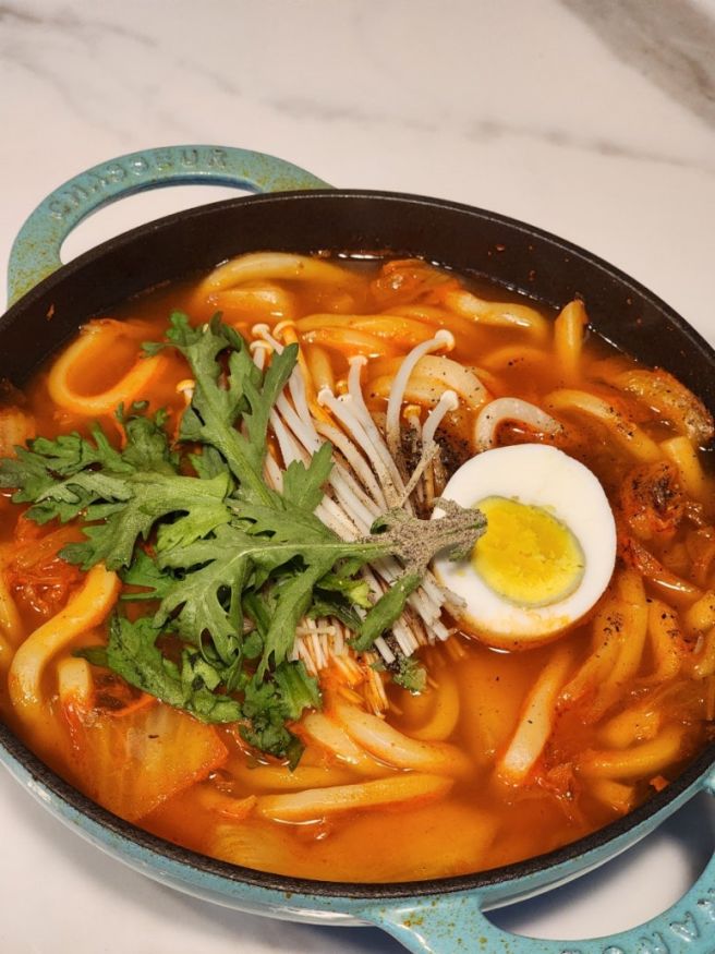 우리집 처묵처묵일지 : 저녁메뉴, 야식메뉴추천, 맛집 | 김치우동, 육사시미, 안창살구이, 문어라면...