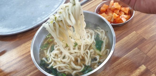 포항 남구 오천 칼국수맛집 40년 내공의 할매손칼국수 먹고 온 찐 후기