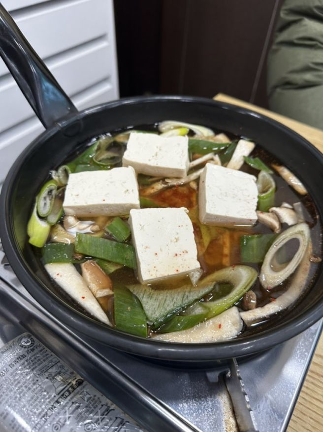 영천여행 내돈내산 맛집소개해요.편대장영화식당, 꾼만두, 화산식육식당