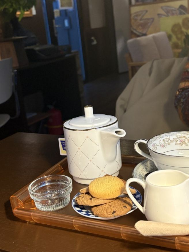 [서울/마포_다락아트앤북스] 망원동 북 카페 오늘부로 내 다락방