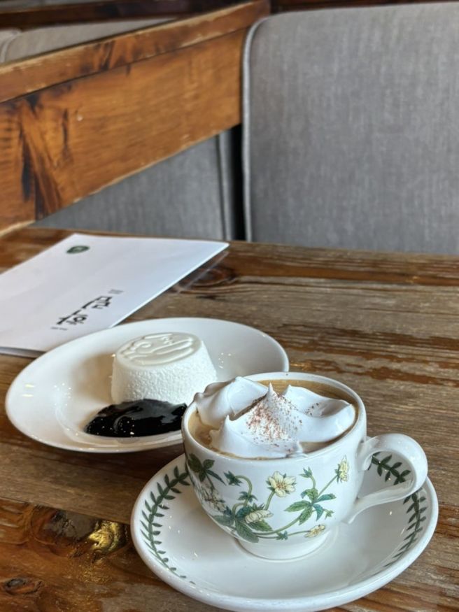 [서울 종로구] 혜화 터줏대감 '학림' 다방