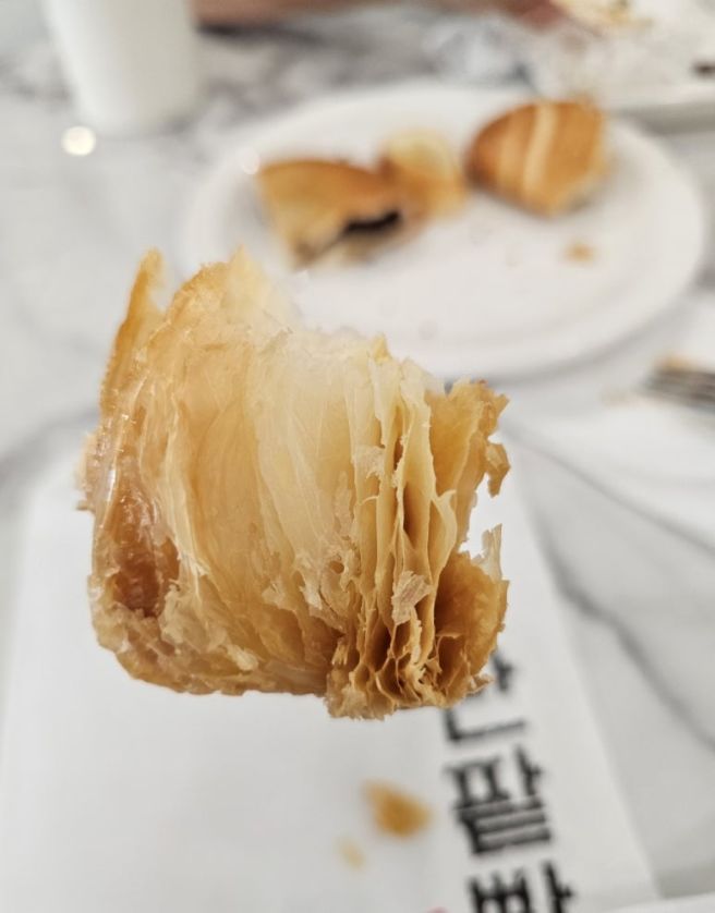 [광주 궁전제과] 전국 빵지순례, 나비 파이를 찾아서...