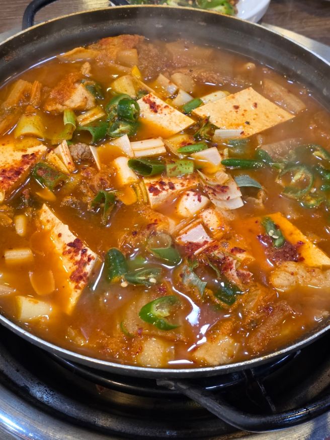 [광주/서구] 화정동 점심엔 김치찌개 '염주골식육식당'