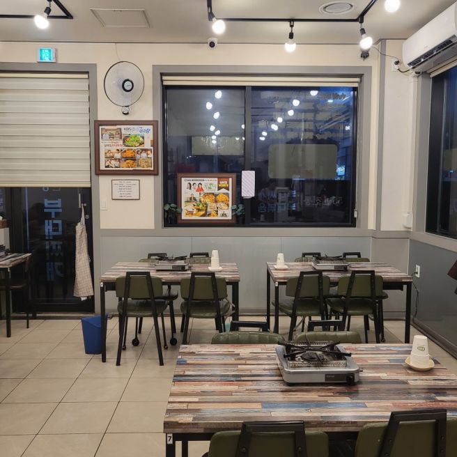 국물 한 숟갈에 반하는 그 유명한 부대찌개 맛집 동두천 실비집 내돈내산 후