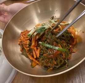 명동 칼국수 맛집 명동교자 본점 칼국수와 김치
