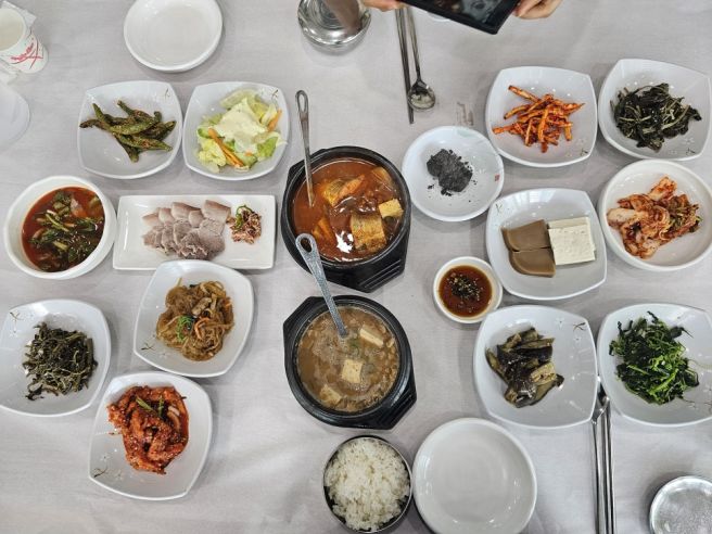 충남 청양 장곡사 맛집 백년가게 칠갑산골 칠갑산 도립공원 등산길